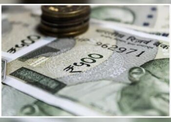 Rupee declines 7 paise to 83.38 against US dollar in early trade today | Finance News