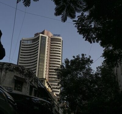 Market Highlights, July 5: RIL, SBI lead fag-end recovery; benchmarks end flat; HDFC Bank down 4% | News on Markets