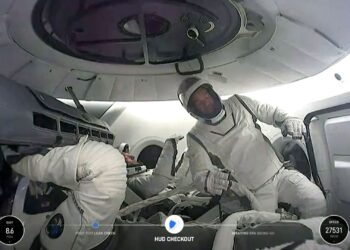 SpaceX: Drama of risky spacewalk was heightened as crew made do without airlock chamber | Science & Tech News