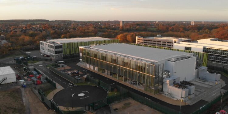 UK risks losing AI leadership without data strategy, government warned | Business News