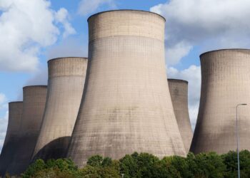 Sombre send-off as UK’s last coal-fired power plant in Nottinghamshire shuts down | UK News