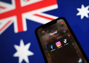 Australia's world-first social media ban for children under 16 attracts mixed reaction By Reuters