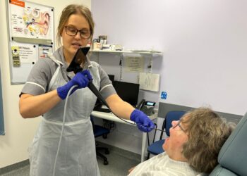 NHS pilots new iPhone adapter to check patients for throat cancer | UK News